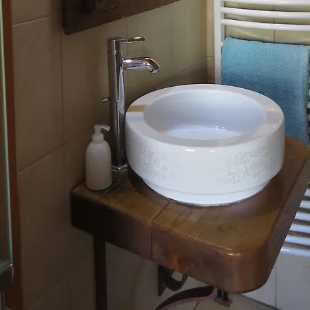 Mystras Inn